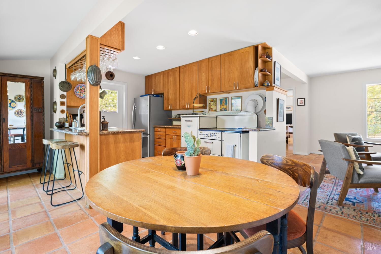 Detail Gallery Image 11 of 56 For 2890 Redwood Rd, Napa,  CA 94558 - 2 Beds | 2 Baths