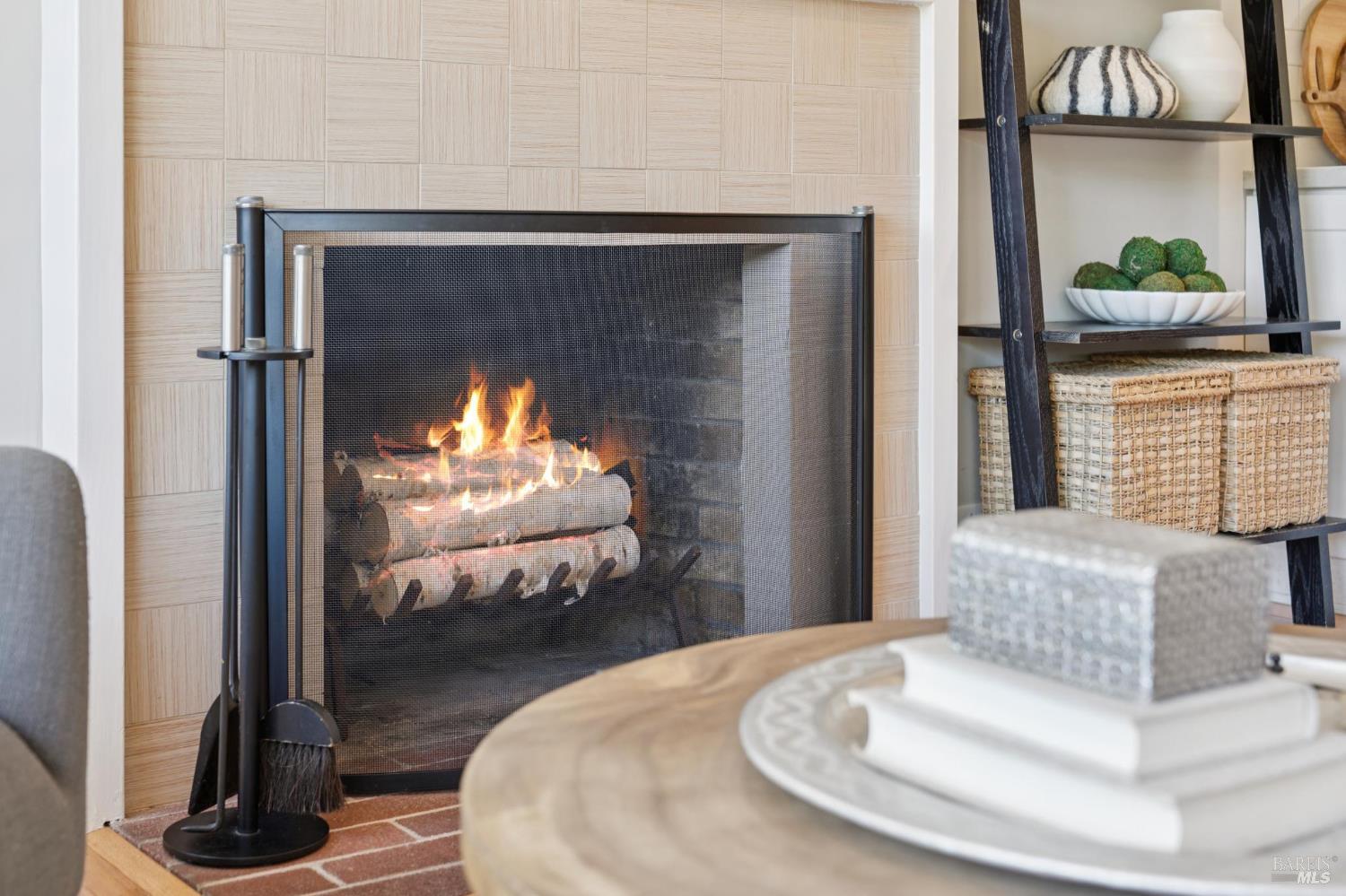 Detail Gallery Image 14 of 57 For 34 Ridge Ave, San Rafael,  CA 94901 - 3 Beds | 3 Baths