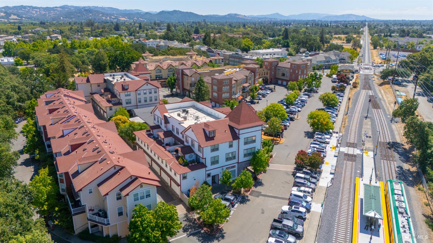 Detail Gallery Image 34 of 41 For 567 David Clayton Ln, Windsor,  CA 95492 - – Beds | – Baths