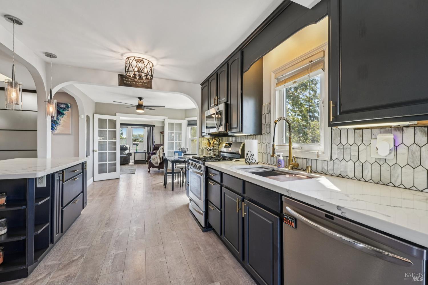 Detail Gallery Image 19 of 50 For 732 Jennings Ave, Vallejo,  CA 94591 - 2 Beds | 1 Baths