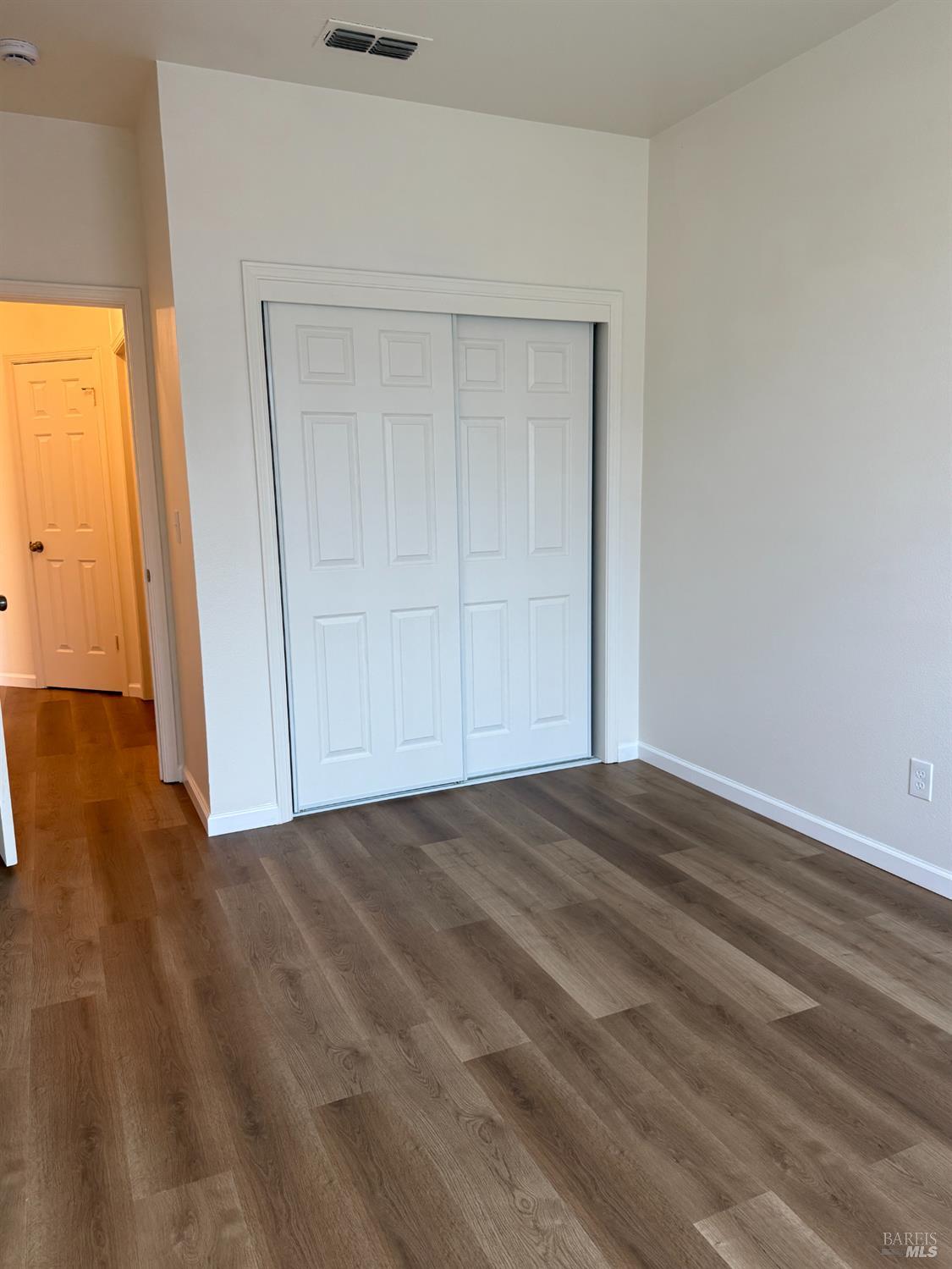 Detail Gallery Image 12 of 24 For 102 Manchester Dr, Fairfield,  CA 94533 - 3 Beds | 2/1 Baths