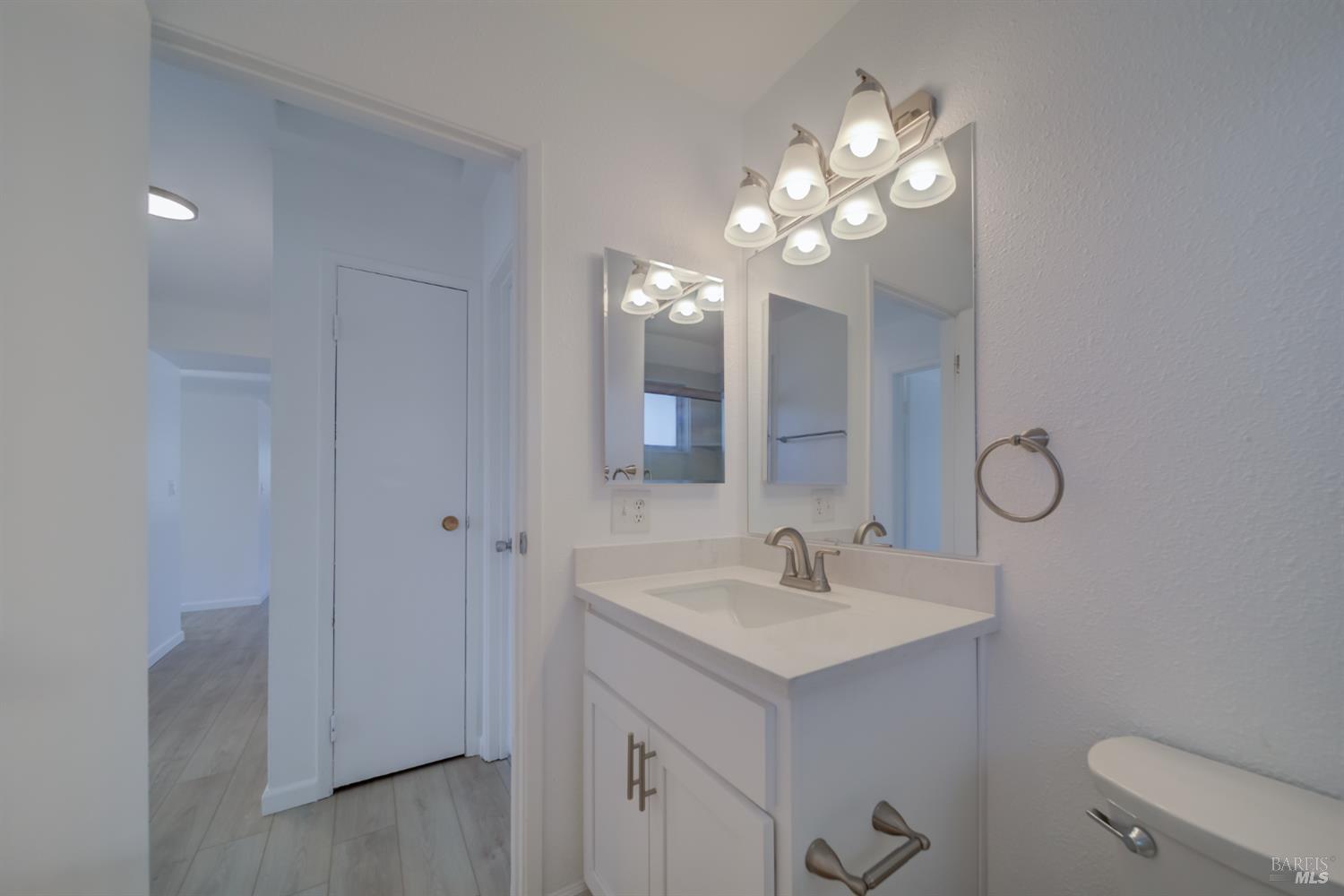 Detail Gallery Image 33 of 66 For 313 Lily St, Fairfield,  CA 94533 - 4 Beds | 2 Baths