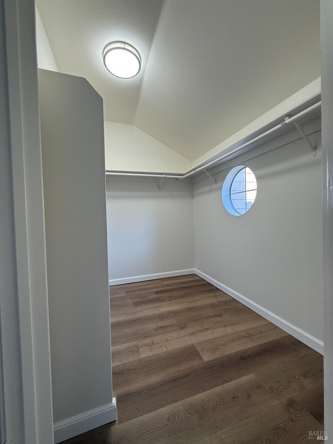Detail Gallery Image 17 of 24 For 102 Manchester Dr, Fairfield,  CA 94533 - 3 Beds | 2/1 Baths