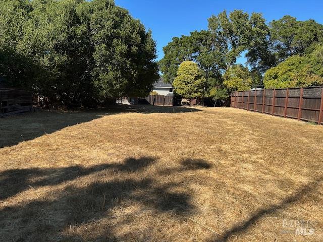 Detail Gallery Image 17 of 45 For 642 Trumbull Ave, Novato,  CA 94947 - 3 Beds | 1/1 Baths