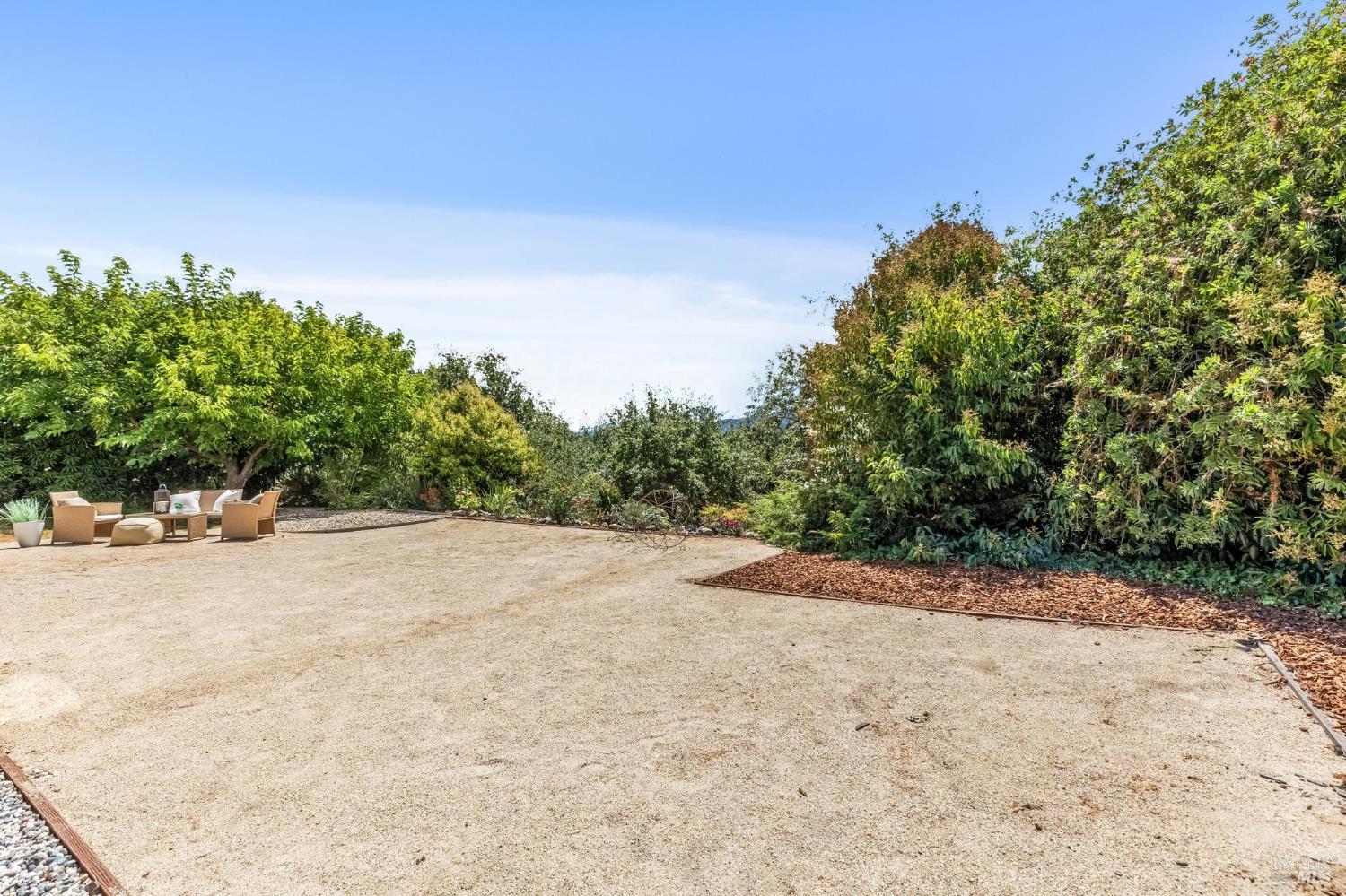 Detail Gallery Image 27 of 30 For 159 Michele Cir, Novato,  CA 94947 - 4 Beds | 3 Baths