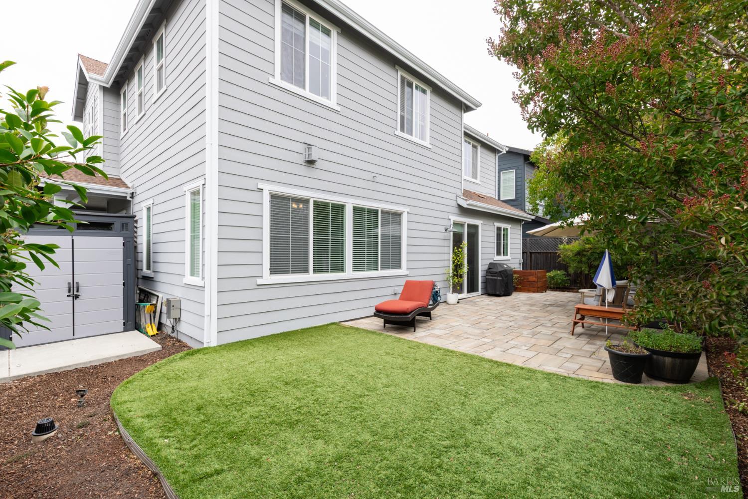 Detail Gallery Image 37 of 42 For 1694 Southridge Dr, Petaluma,  CA 94954 - 4 Beds | 2/1 Baths