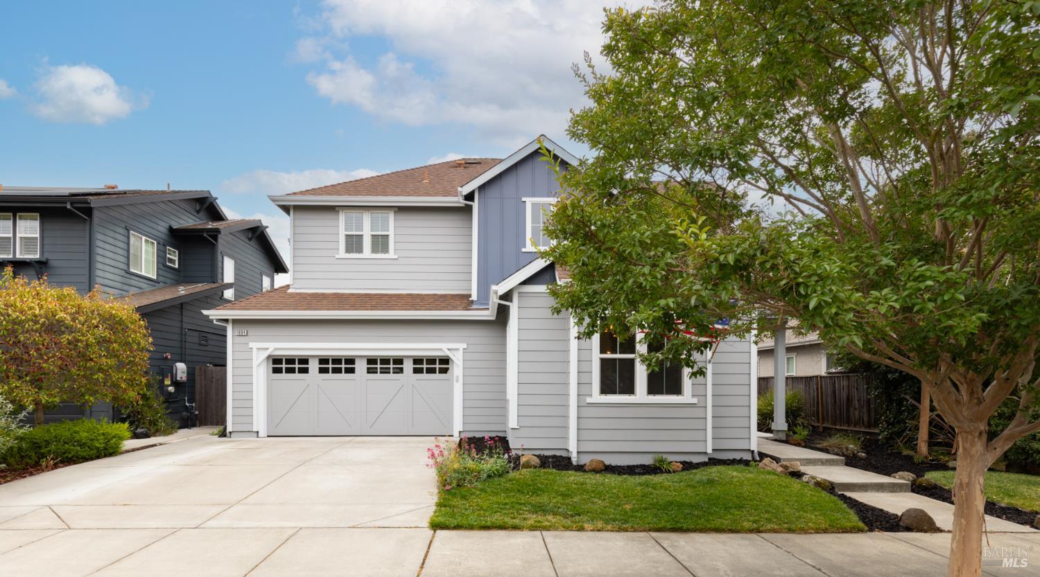 Detail Gallery Image 3 of 42 For 1694 Southridge Dr, Petaluma,  CA 94954 - 4 Beds | 2/1 Baths