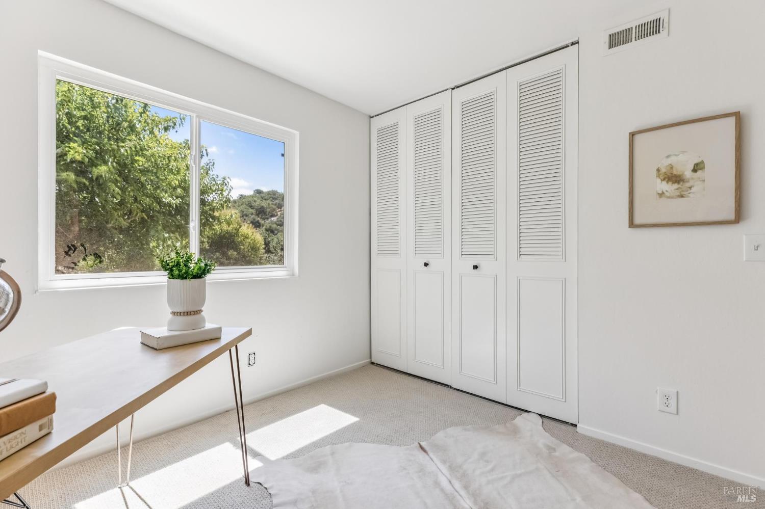 Detail Gallery Image 18 of 30 For 159 Michele Cir, Novato,  CA 94947 - 4 Beds | 3 Baths