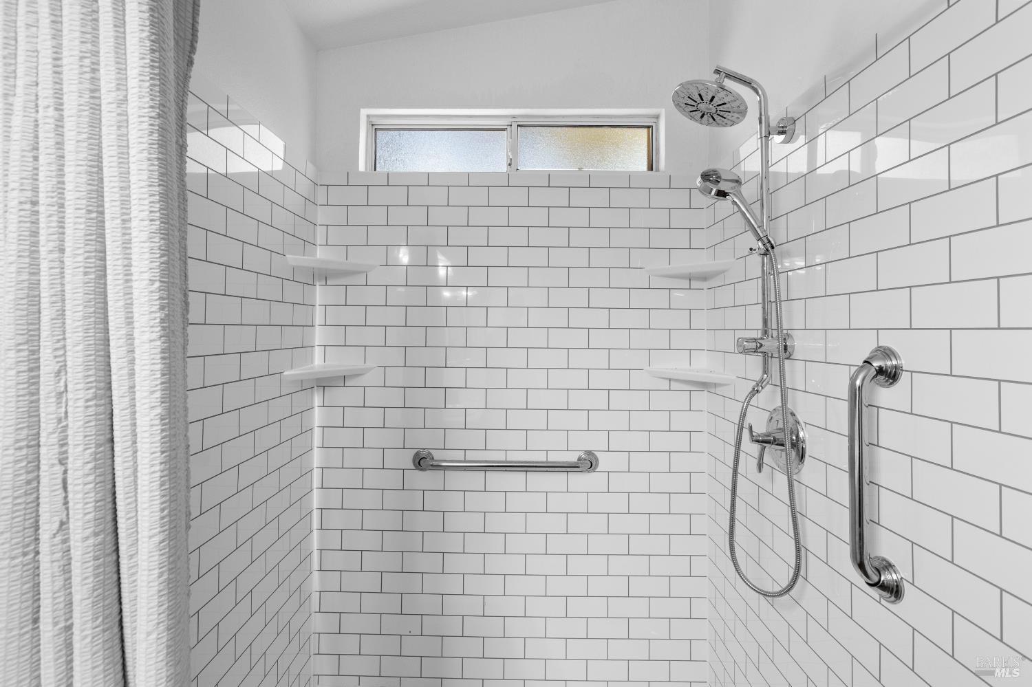 Detail Gallery Image 24 of 42 For 695 Fountain Way, Dixon,  CA 95620 - 4 Beds | 2 Baths
