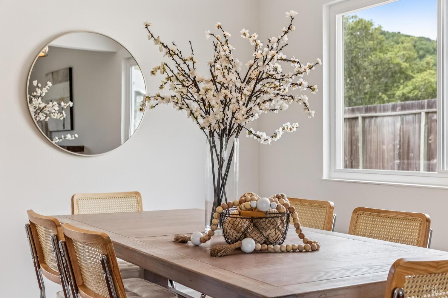 Detail Gallery Image 10 of 30 For 159 Michele Cir, Novato,  CA 94947 - 4 Beds | 3 Baths