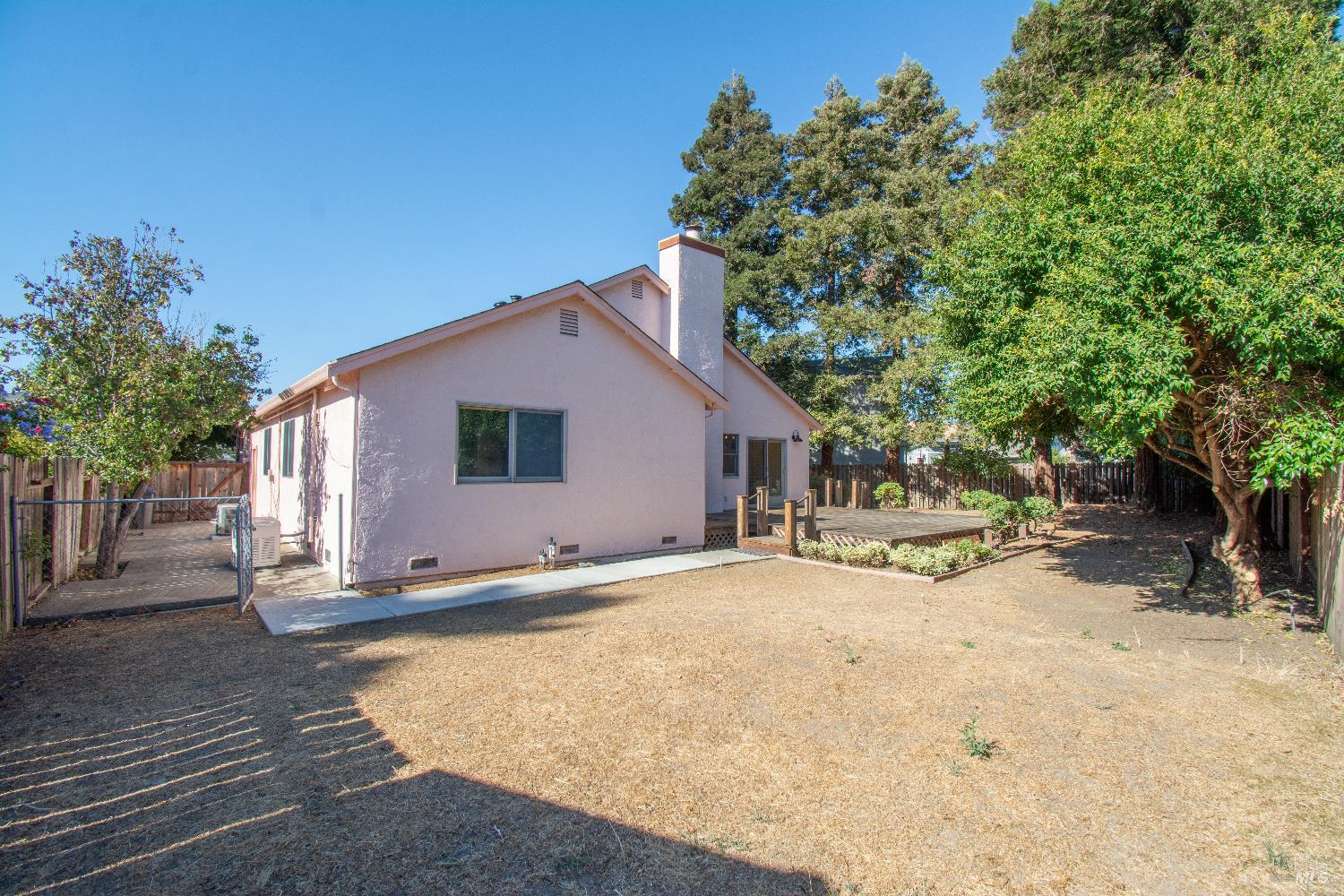 Detail Gallery Image 32 of 36 For 941 Hickory Ct, Fairfield,  CA 94533 - 3 Beds | 2 Baths