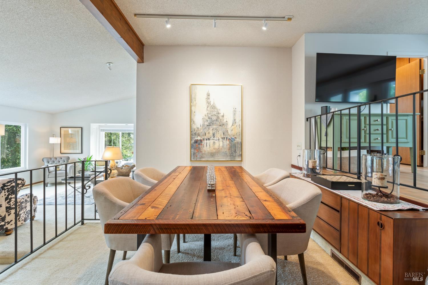 Detail Gallery Image 21 of 47 For 410 Oak Mesa Ct, Santa Rosa,  CA 95409 - 2 Beds | 2/1 Baths