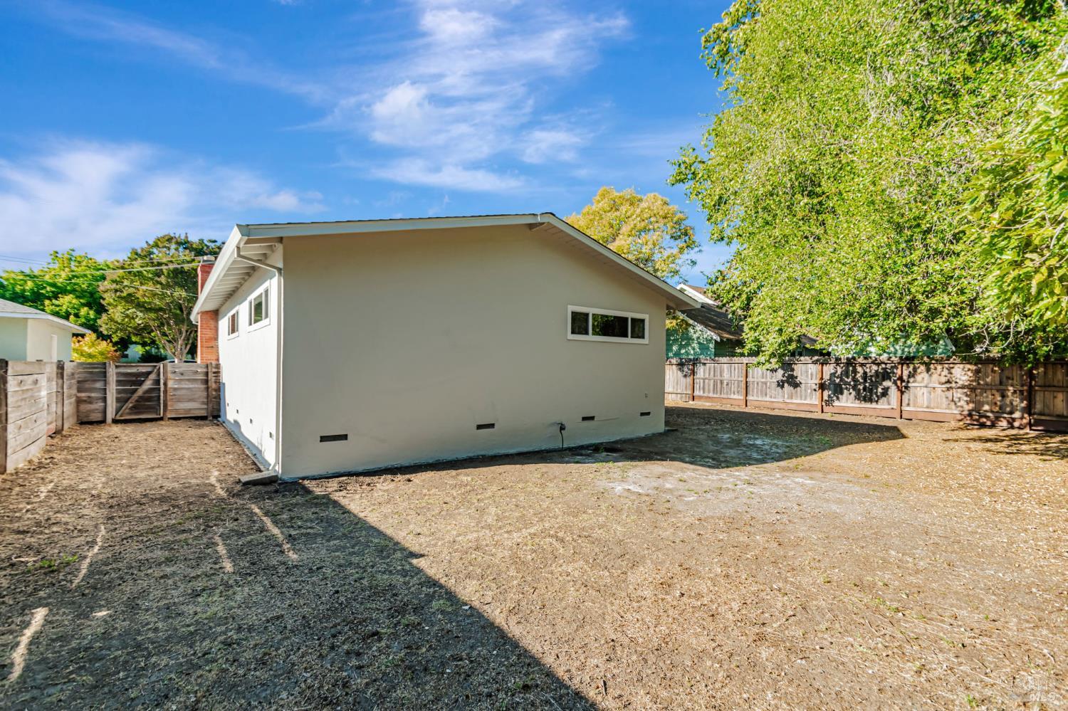 Detail Gallery Image 35 of 36 For 3750 Sonoma Ave, Santa Rosa,  CA 95405 - 3 Beds | 2 Baths