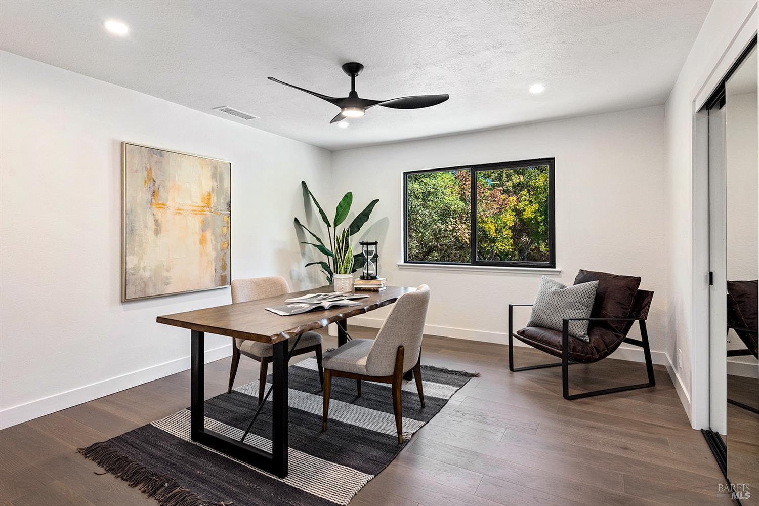 Detail Gallery Image 32 of 66 For 2283 Woodside Way, Healdsburg,  CA 95448 - 3 Beds | 4 Baths