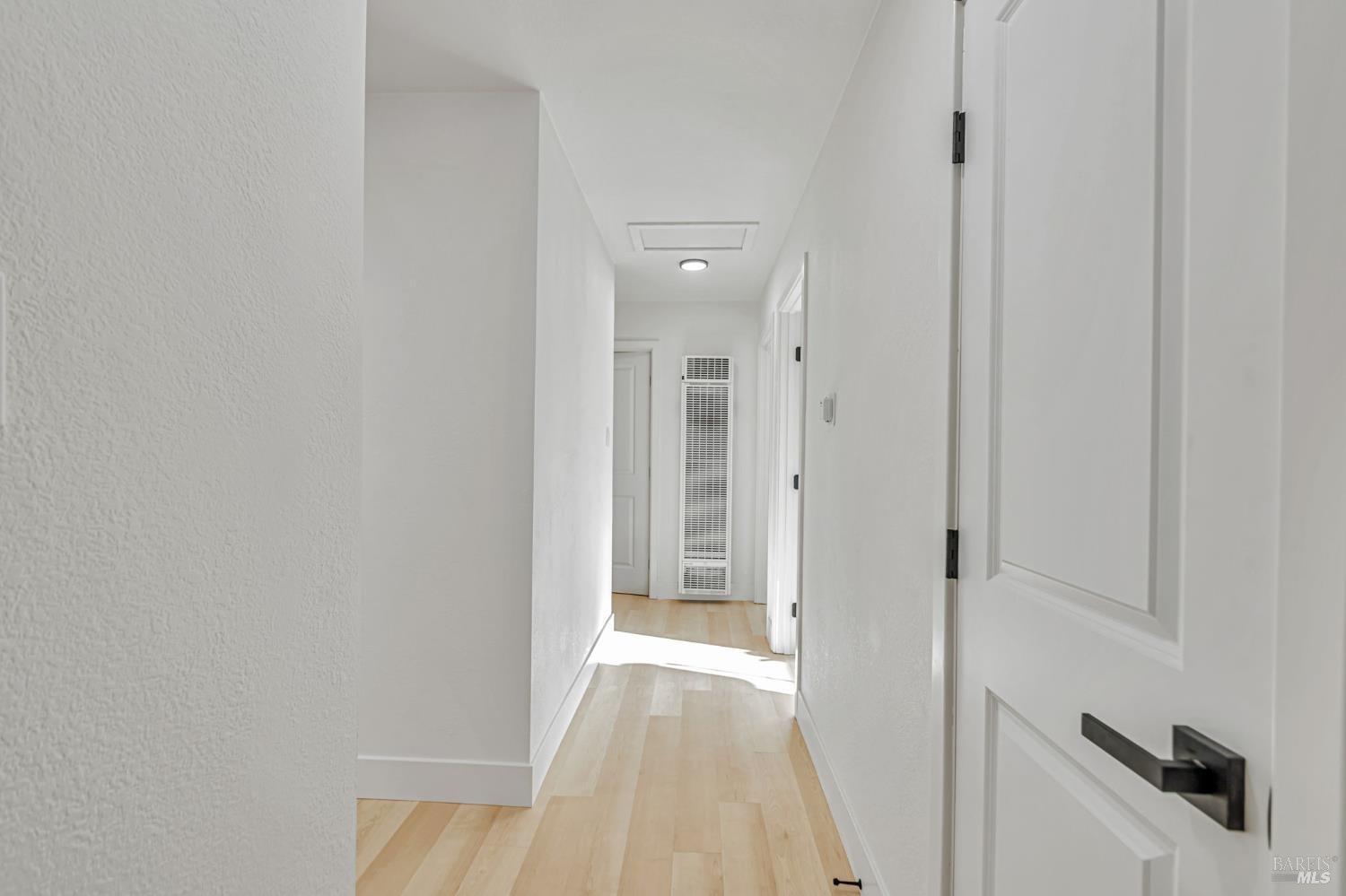 Detail Gallery Image 18 of 36 For 3750 Sonoma Ave, Santa Rosa,  CA 95405 - 3 Beds | 2 Baths