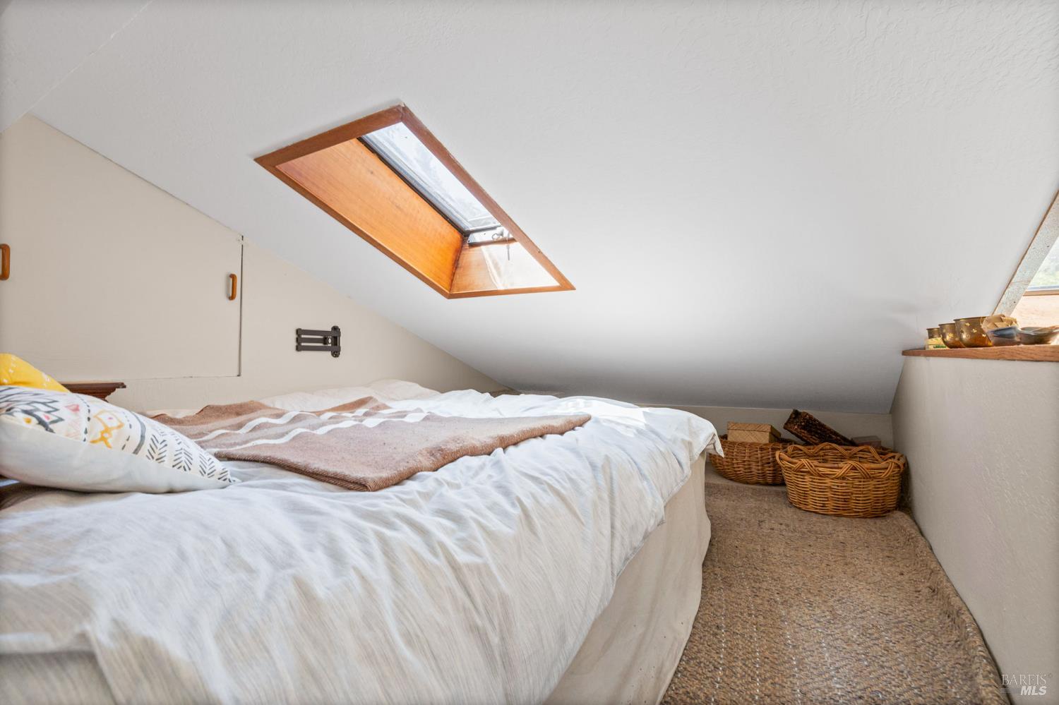 Detail Gallery Image 24 of 56 For 2890 Redwood Rd, Napa,  CA 94558 - 2 Beds | 2 Baths