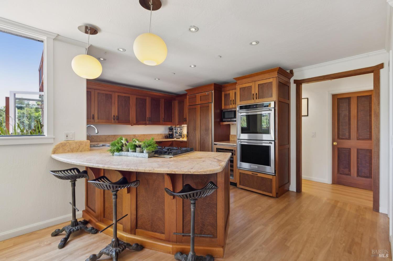 Detail Gallery Image 15 of 60 For 222 Marguerite Ave, Mill Valley,  CA 94941 - 4 Beds | 5 Baths