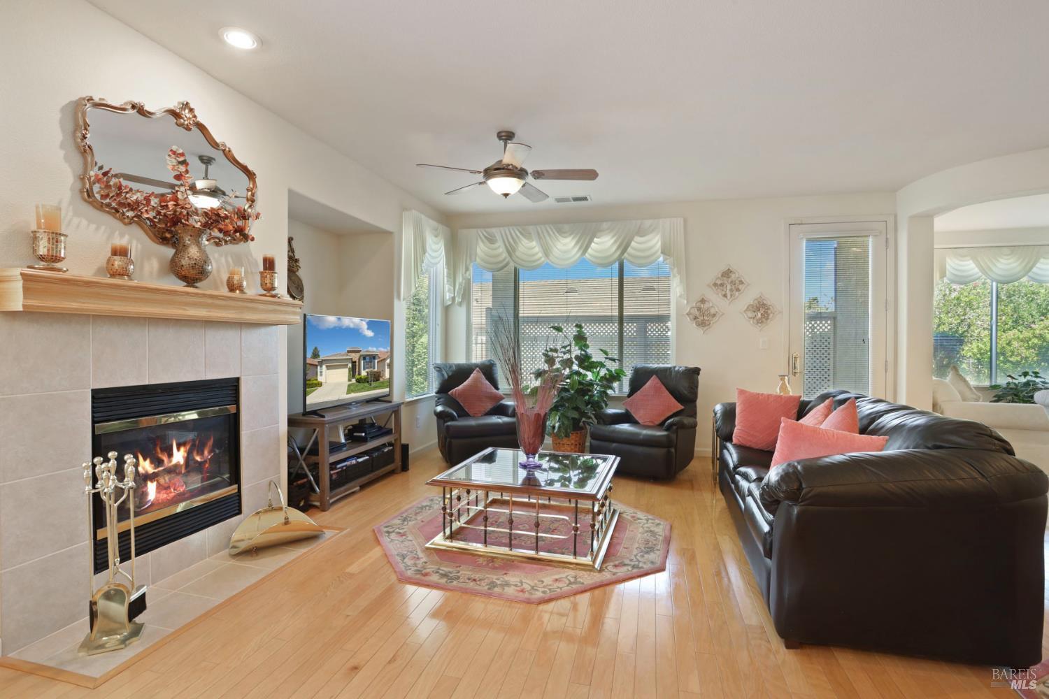 Detail Gallery Image 11 of 47 For 409 Laurel Pl, Rio Vista,  CA 94571 - 2 Beds | 2 Baths