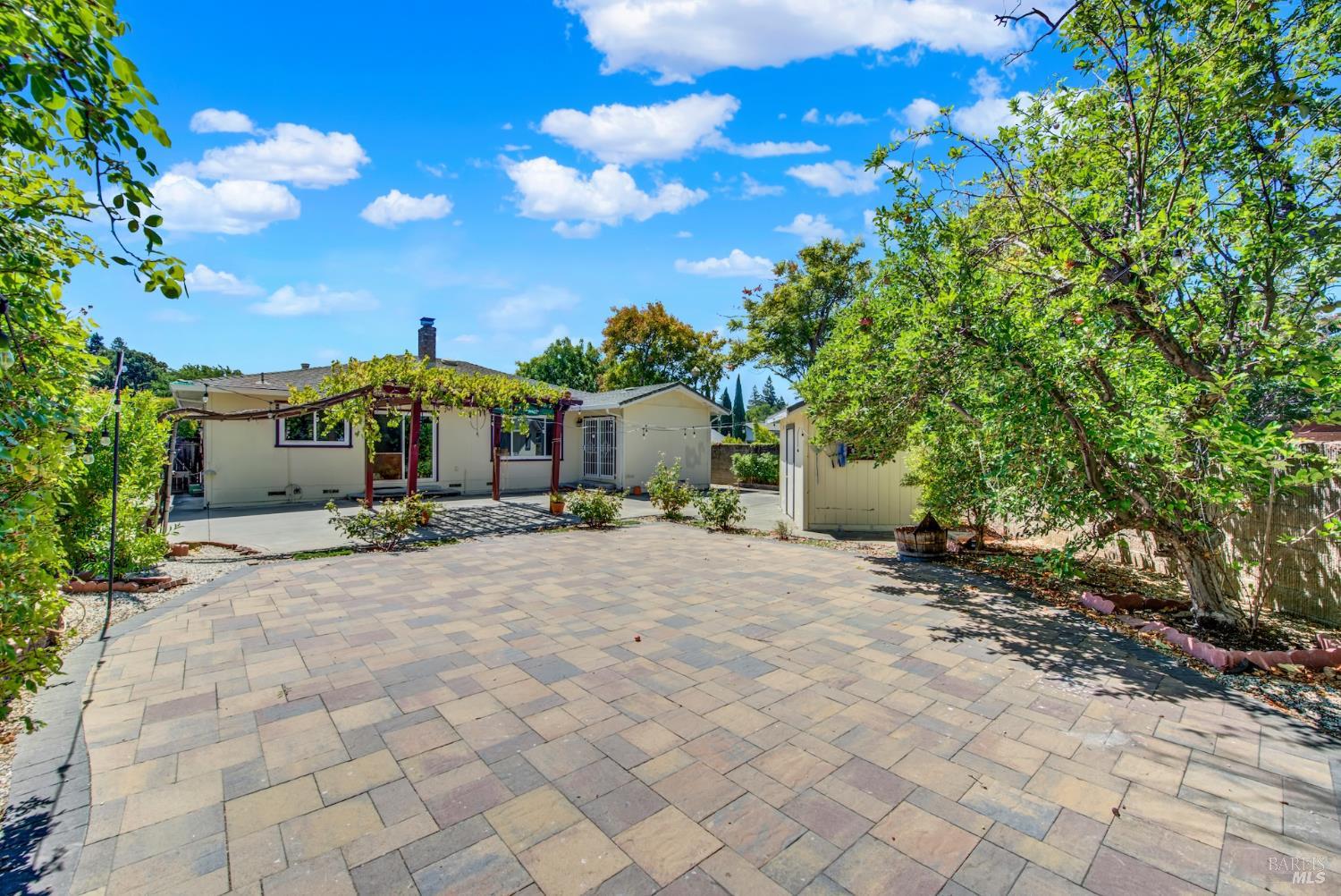 Detail Gallery Image 28 of 35 For 2796 Mankas Blvd, Fairfield,  CA 94534 - 3 Beds | 2 Baths