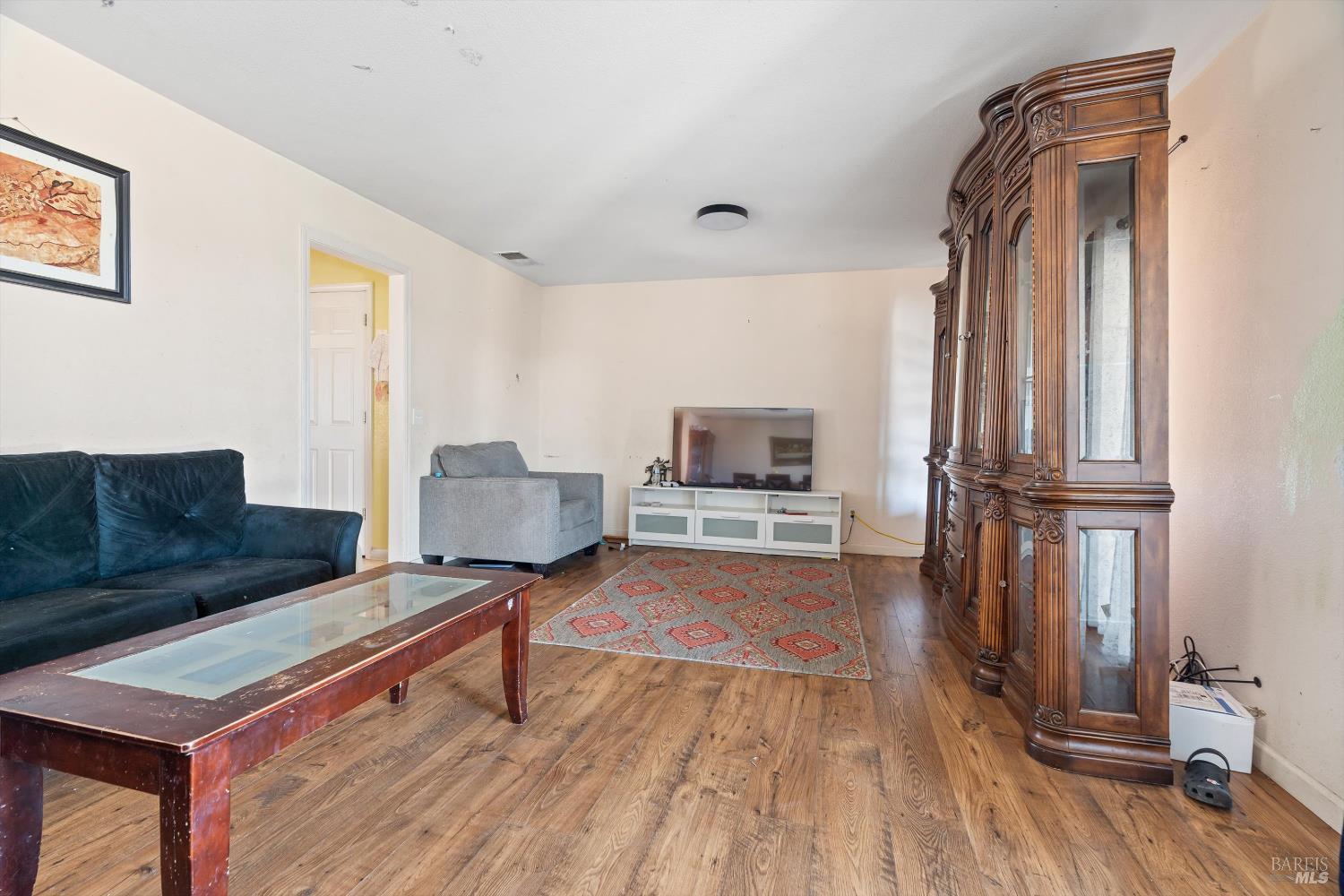 Detail Gallery Image 23 of 51 For 3980 Stony Point Rd, Santa Rosa,  CA 95407 - 3 Beds | 2 Baths