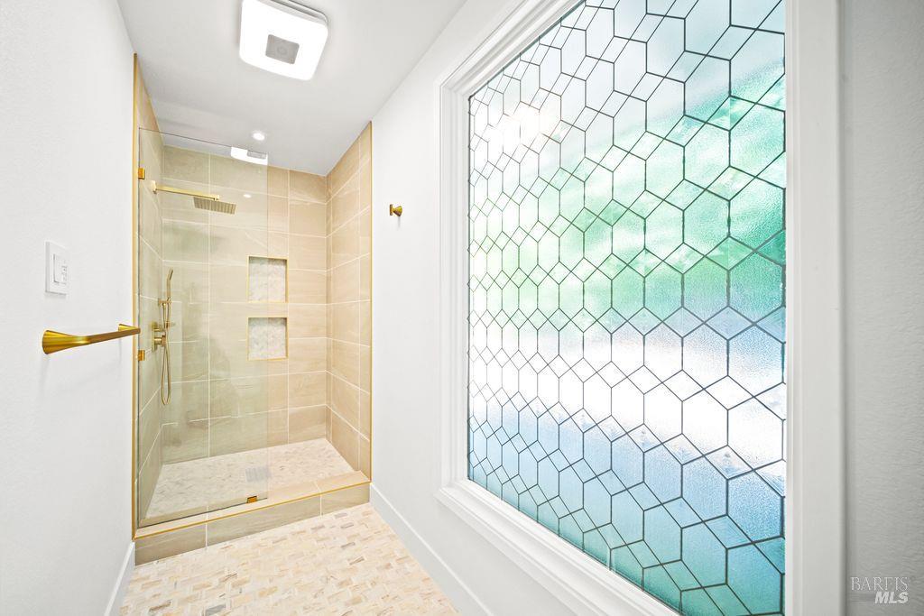 Detail Gallery Image 25 of 70 For 3351 Miraloma Dr, Santa Rosa,  CA 95404 - 4 Beds | 3 Baths