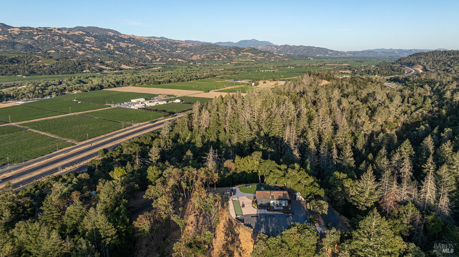 Detail Gallery Image 56 of 58 For 22855 Chianti Rd, Geyserville,  CA 95441 - 5 Beds | 3/1 Baths
