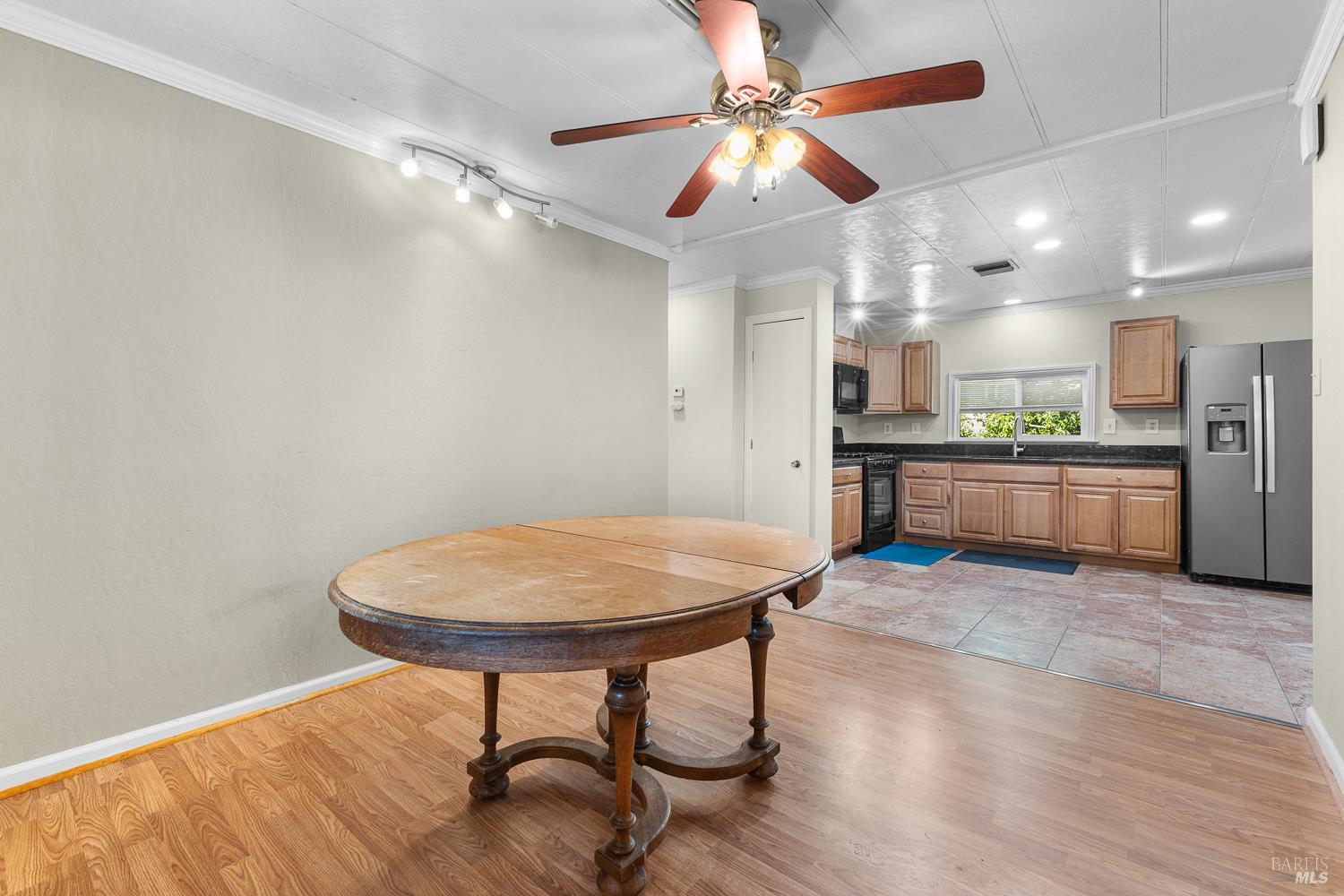 Detail Gallery Image 10 of 26 For 57 Mulberry Ct, Rohnert Park,  CA 94928 - 2 Beds | 2 Baths