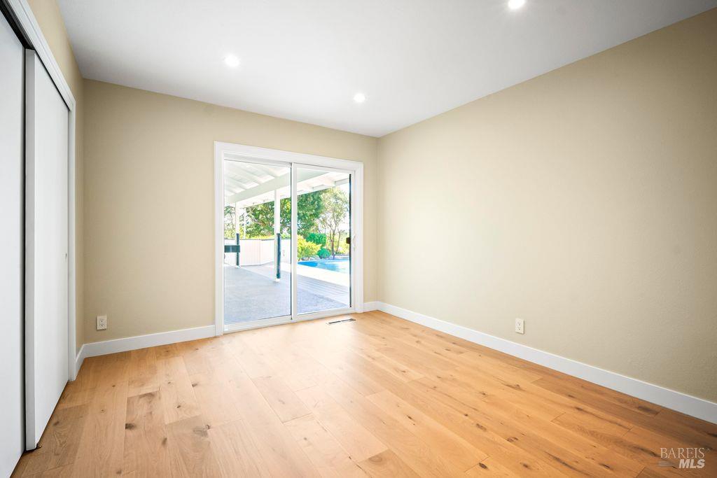 Detail Gallery Image 30 of 70 For 3351 Miraloma Dr, Santa Rosa,  CA 95404 - 4 Beds | 3 Baths