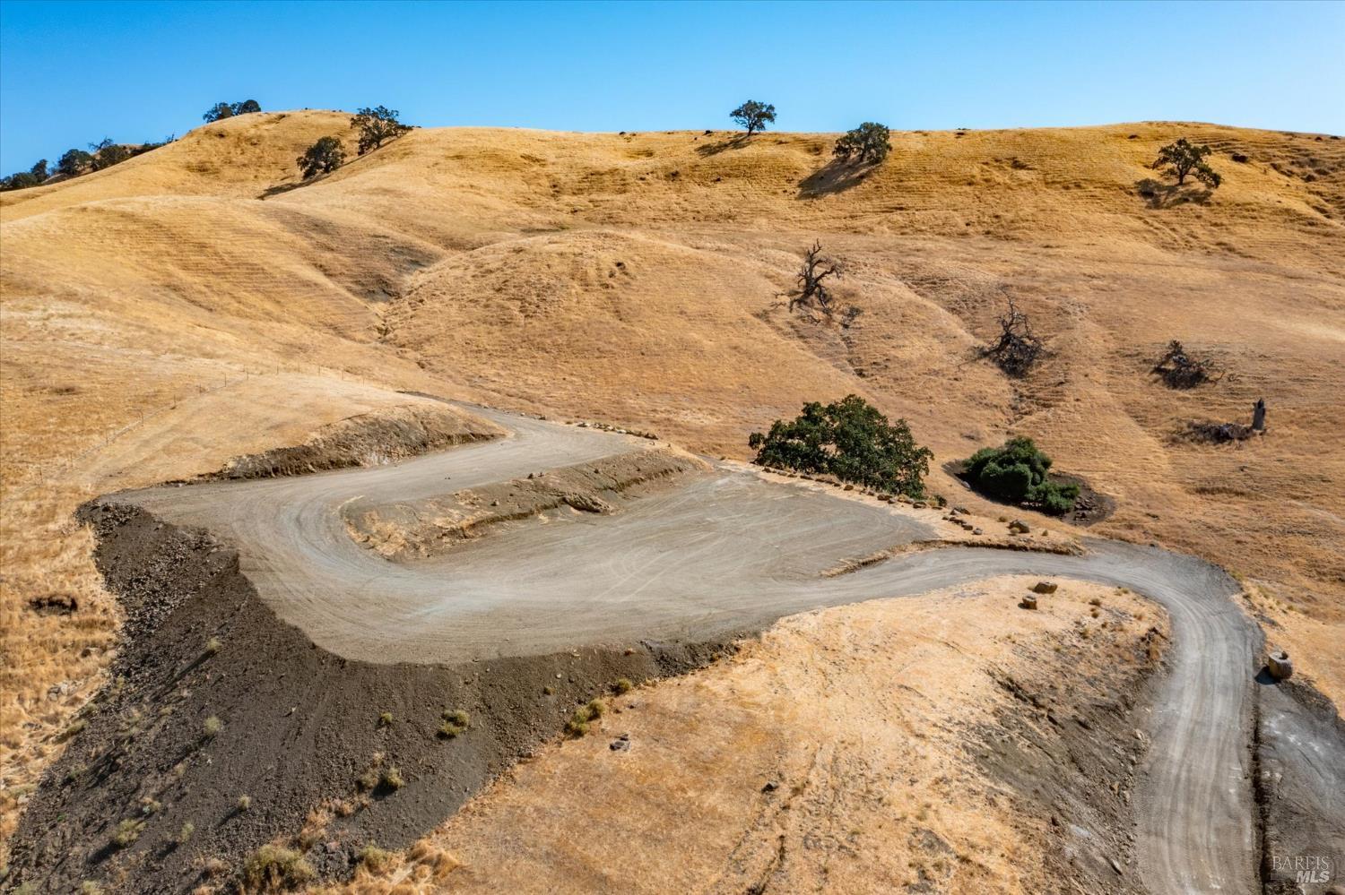 Detail Gallery Image 9 of 38 For 3523 Blue Mountain Dr, Fairfield,  CA 94534 - – Beds | – Baths
