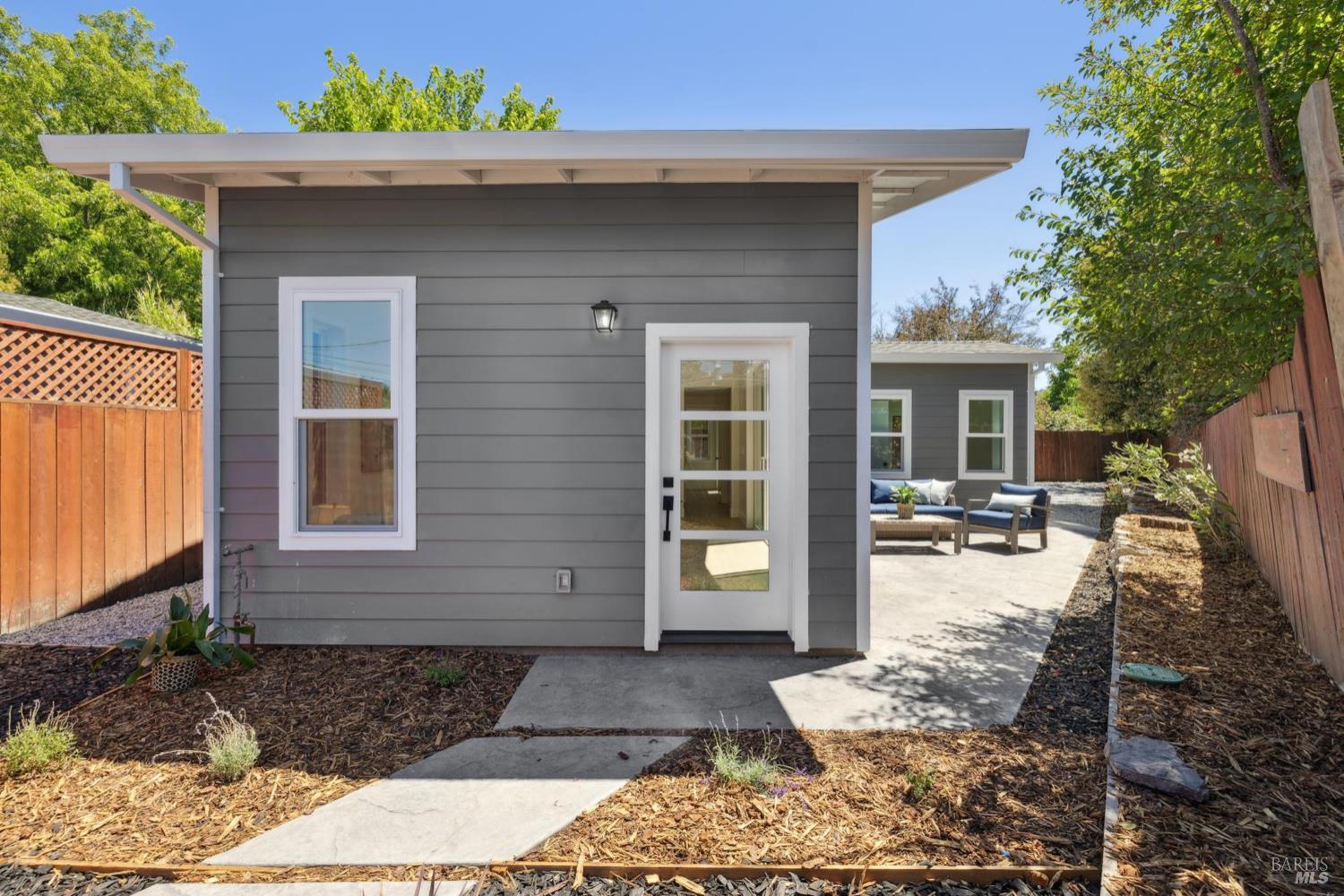 Detail Gallery Image 25 of 38 For 846 Wilmac Ave, Novato,  CA 94947 - – Beds | – Baths