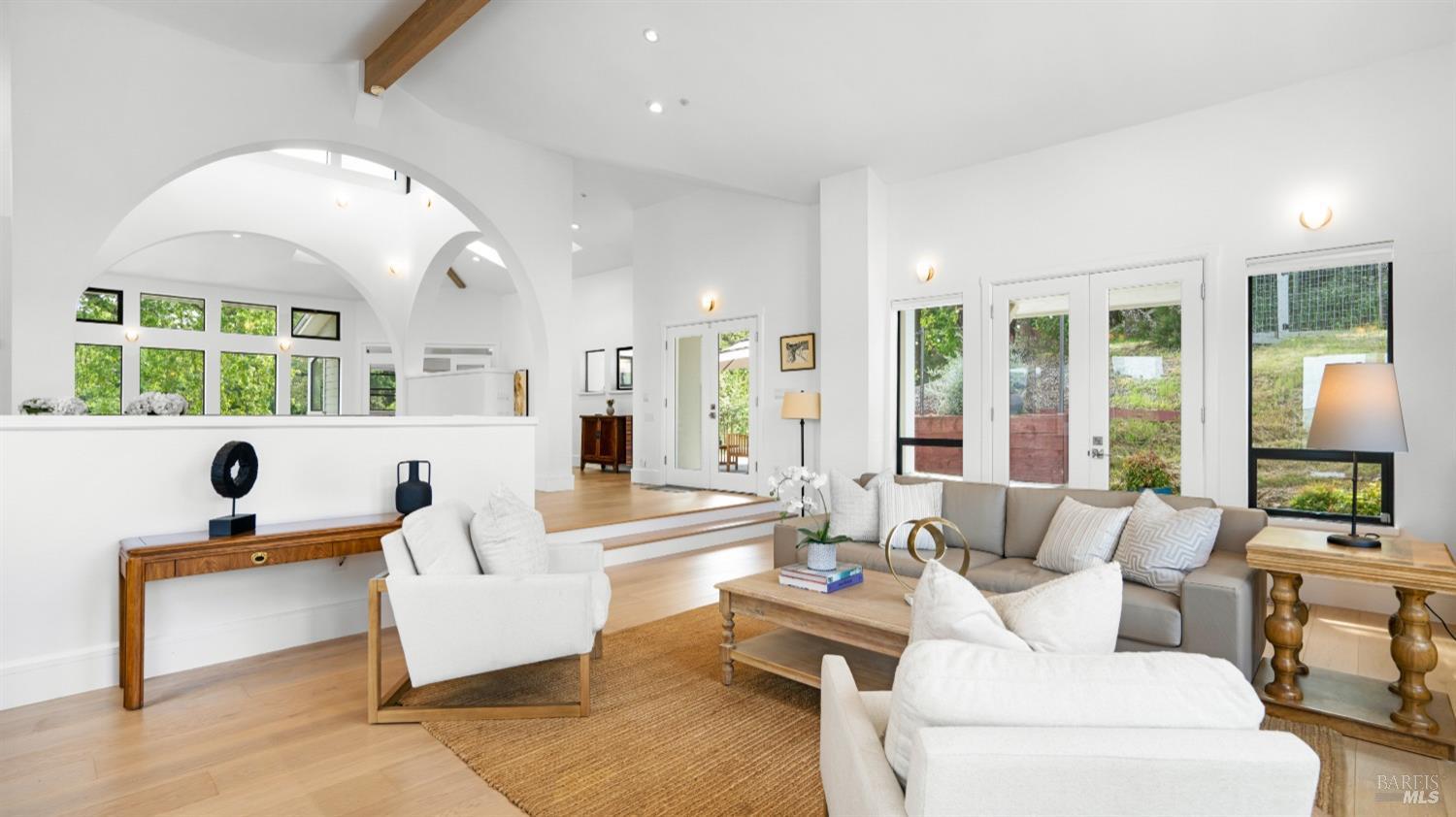 Detail Gallery Image 24 of 75 For 55 Wildwood Ln, Novato,  CA 94947 - 4 Beds | 4/1 Baths