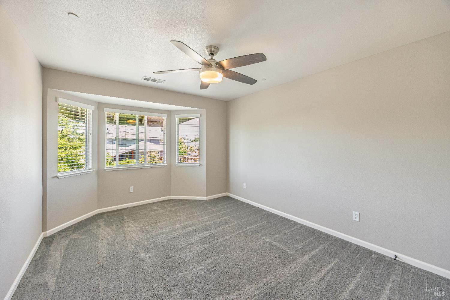 Detail Gallery Image 28 of 60 For 1675 Hopper Ave, Santa Rosa,  CA 95403 - 4 Beds | 3/1 Baths