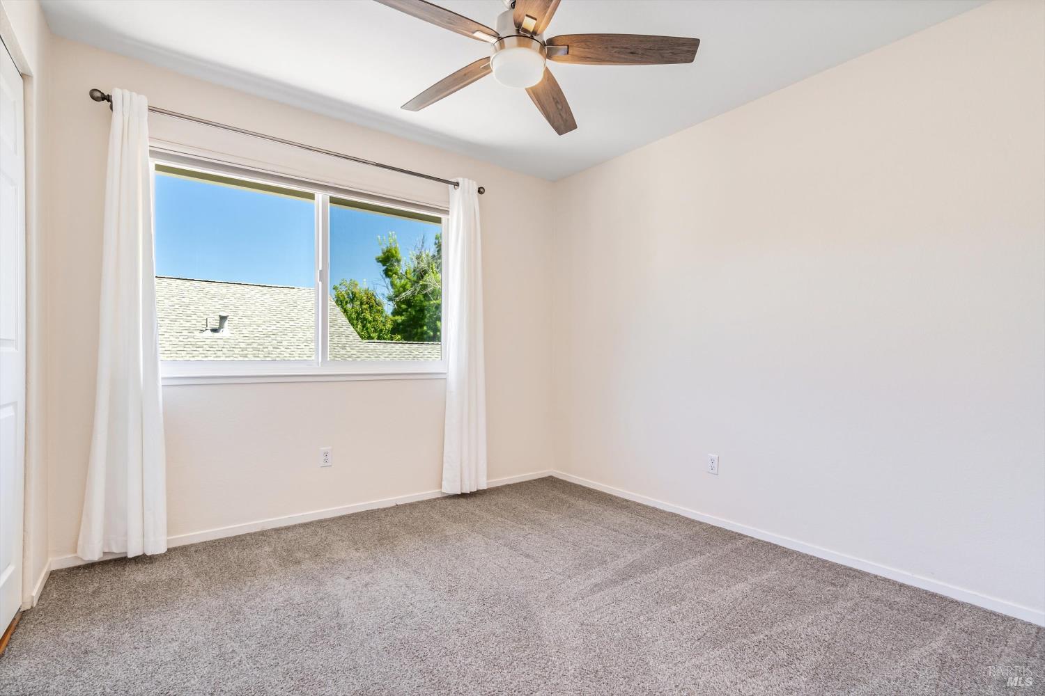 Detail Gallery Image 17 of 35 For 212 Mendelssohn Ct, Cotati,  CA 94931 - 3 Beds | 2/1 Baths