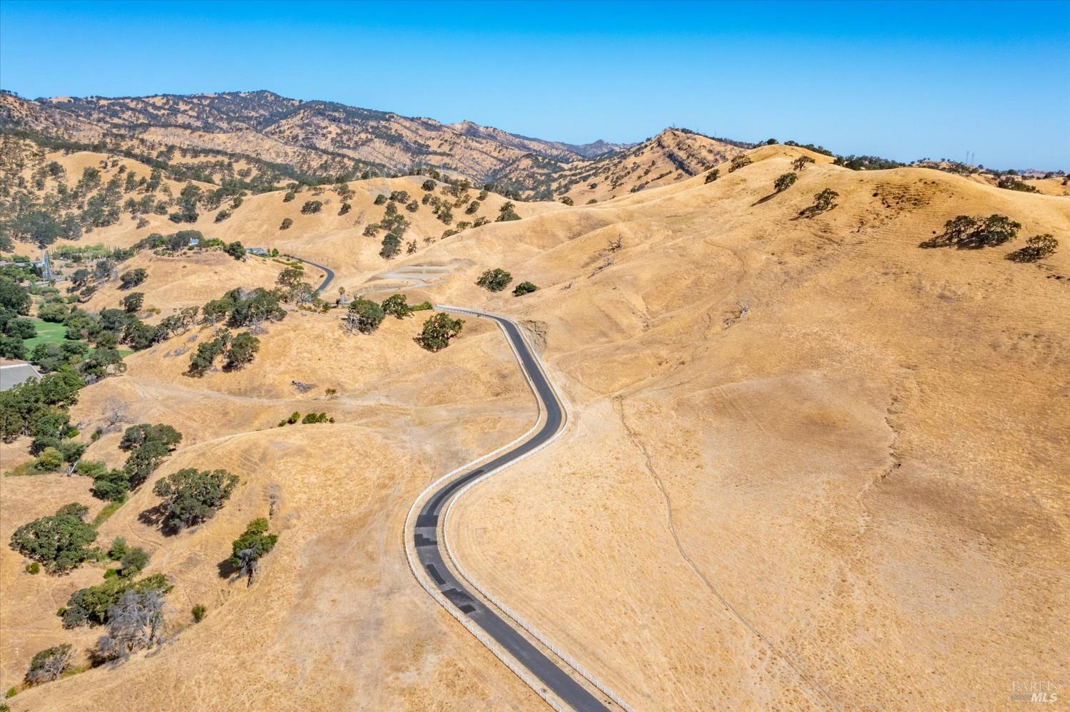 Detail Gallery Image 21 of 38 For 3523 Blue Mountain Dr, Fairfield,  CA 94534 - – Beds | – Baths