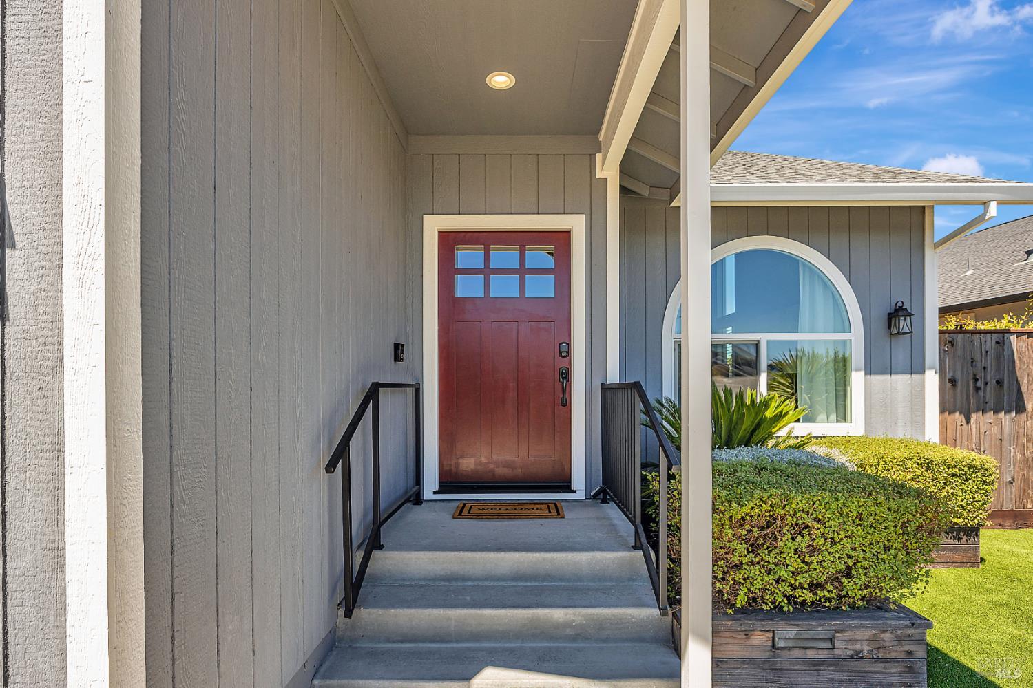 Detail Gallery Image 4 of 60 For 1675 Hopper Ave, Santa Rosa,  CA 95403 - 4 Beds | 3/1 Baths