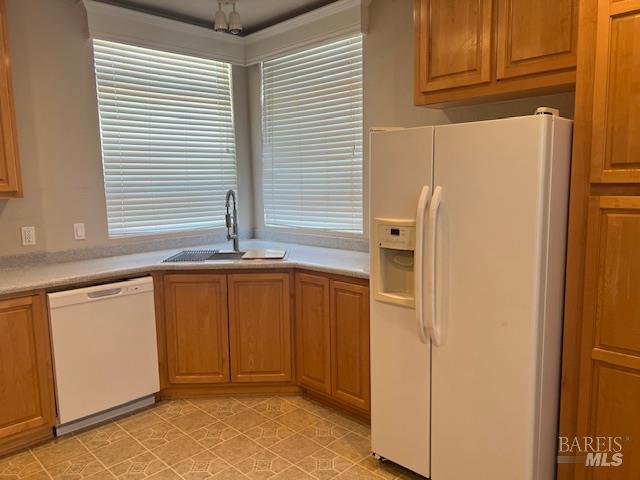 Detail Gallery Image 18 of 37 For 2924 Meadow Creek Rd, Clearlake Oaks,  CA 95423 - 2 Beds | 2 Baths