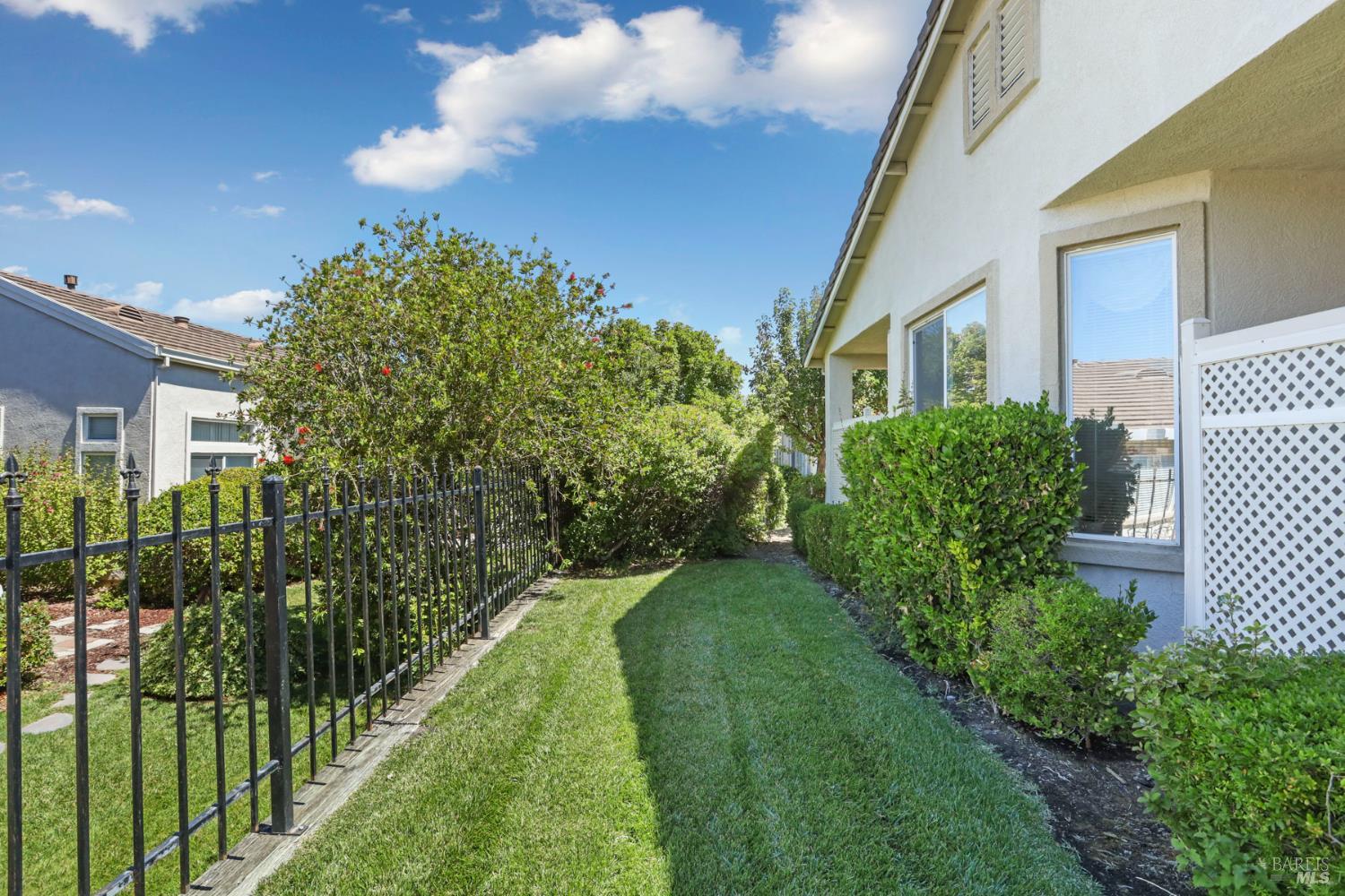 Detail Gallery Image 38 of 47 For 409 Laurel Pl, Rio Vista,  CA 94571 - 2 Beds | 2 Baths