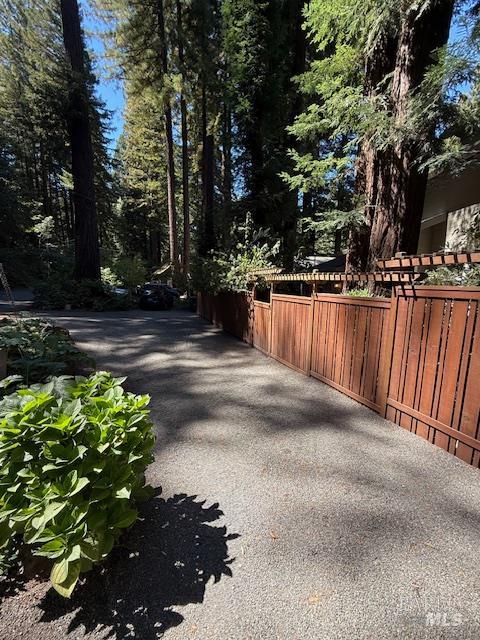 Detail Gallery Image 34 of 38 For 15607 Old Cazadero Rd, Guerneville,  CA 95446 - 1 Beds | 2 Baths