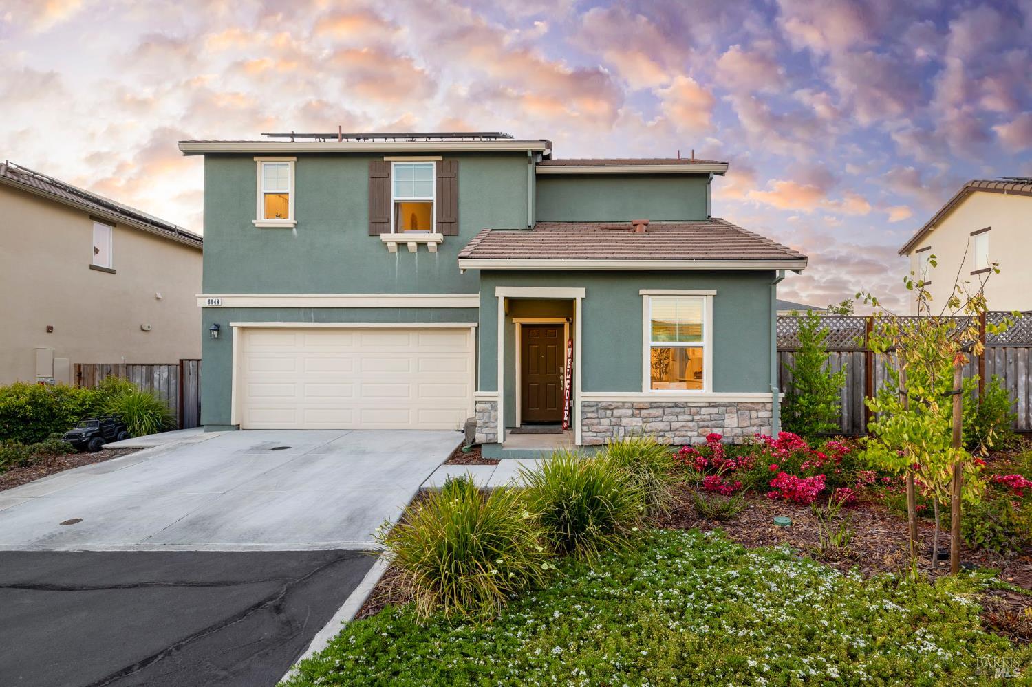 Detail Gallery Image 2 of 25 For 6048 Oak Leaf Pl, Rohnert Park,  CA 94928 - 3 Beds | 2/1 Baths