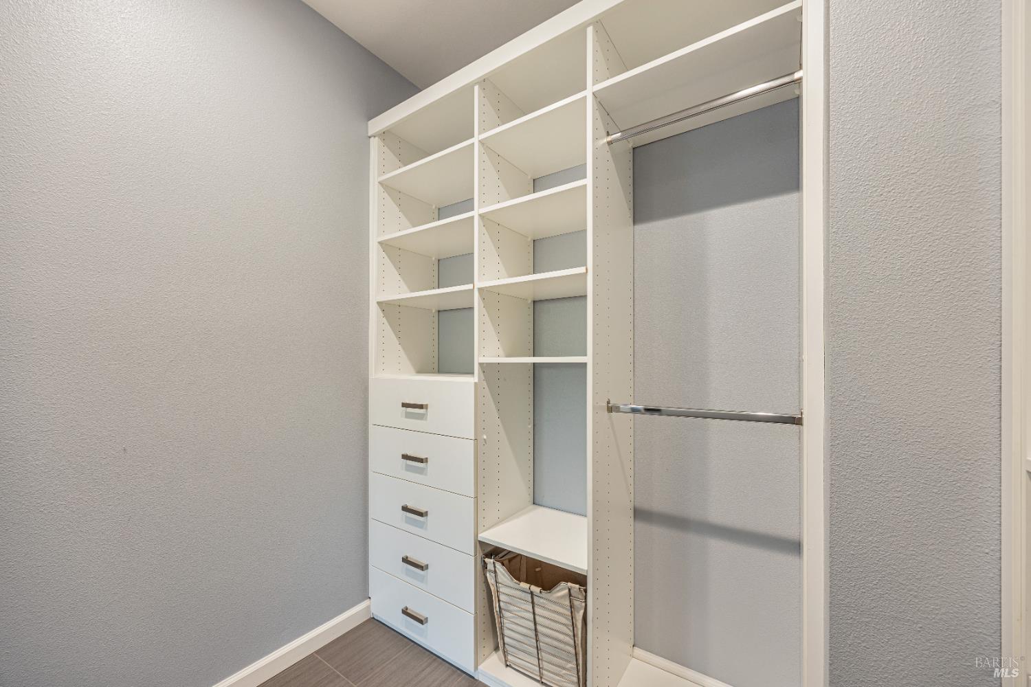 Detail Gallery Image 39 of 60 For 1675 Hopper Ave, Santa Rosa,  CA 95403 - 4 Beds | 3/1 Baths