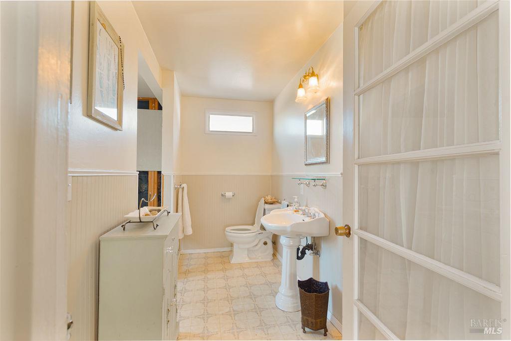 Detail Gallery Image 22 of 42 For 141 E F St, Benicia,  CA 94510 - 2 Beds | 3 Baths