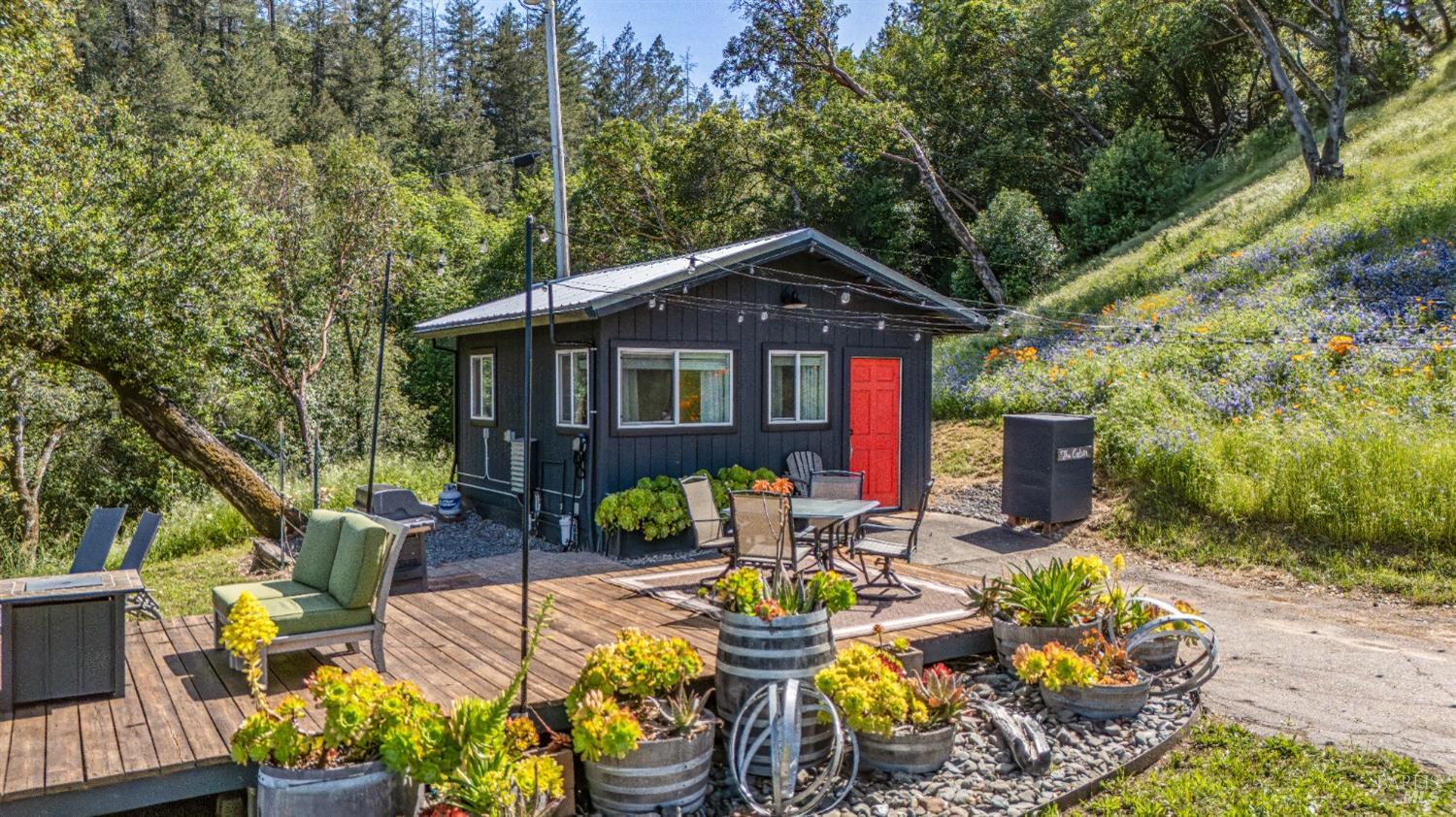 Detail Gallery Image 3 of 58 For 22855 Chianti Rd, Geyserville,  CA 95441 - 5 Beds | 3/1 Baths