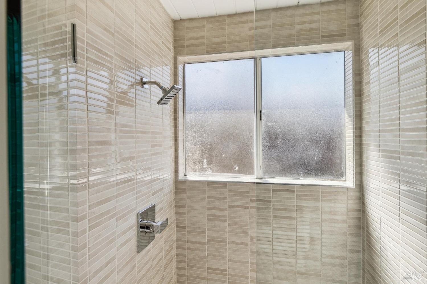 Detail Gallery Image 36 of 47 For 35 Golden Hinde Blvd, San Rafael,  CA 94903 - 4 Beds | 2 Baths