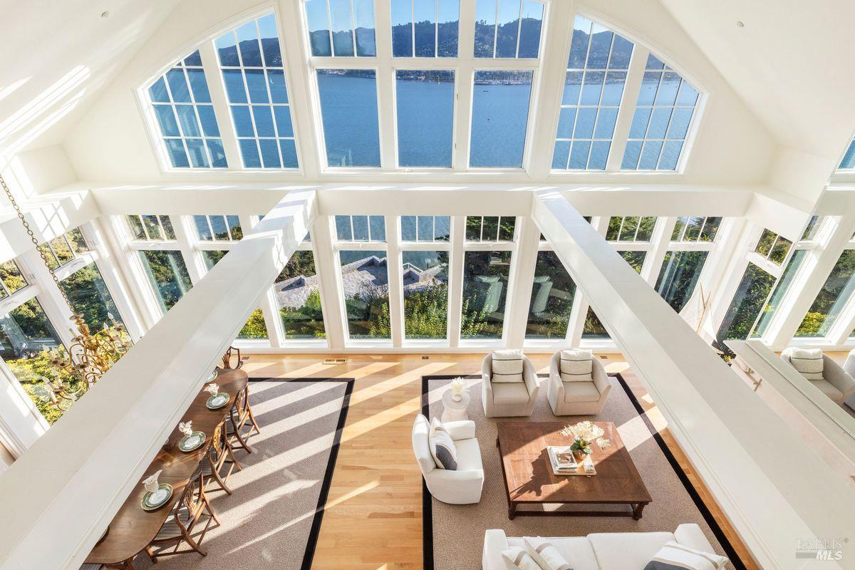 Detail Gallery Image 26 of 61 For 335 Golden Gate Ave, Belvedere,  CA 94920 - 4 Beds | 4/1 Baths