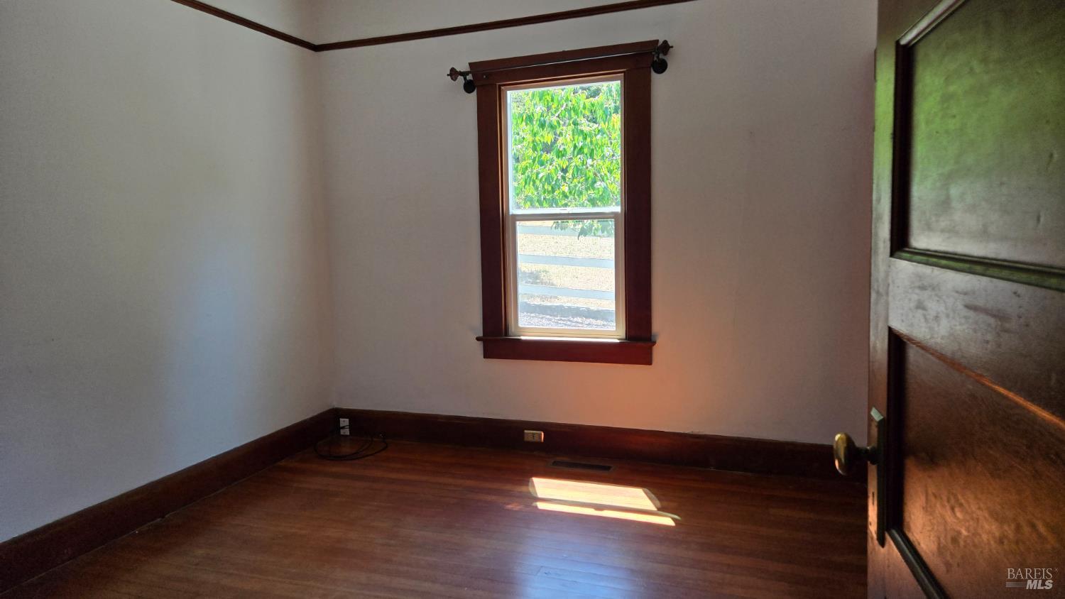 Detail Gallery Image 19 of 46 For 125 Adobe Rd, Penngrove,  CA 94951 - 4 Beds | 3/1 Baths