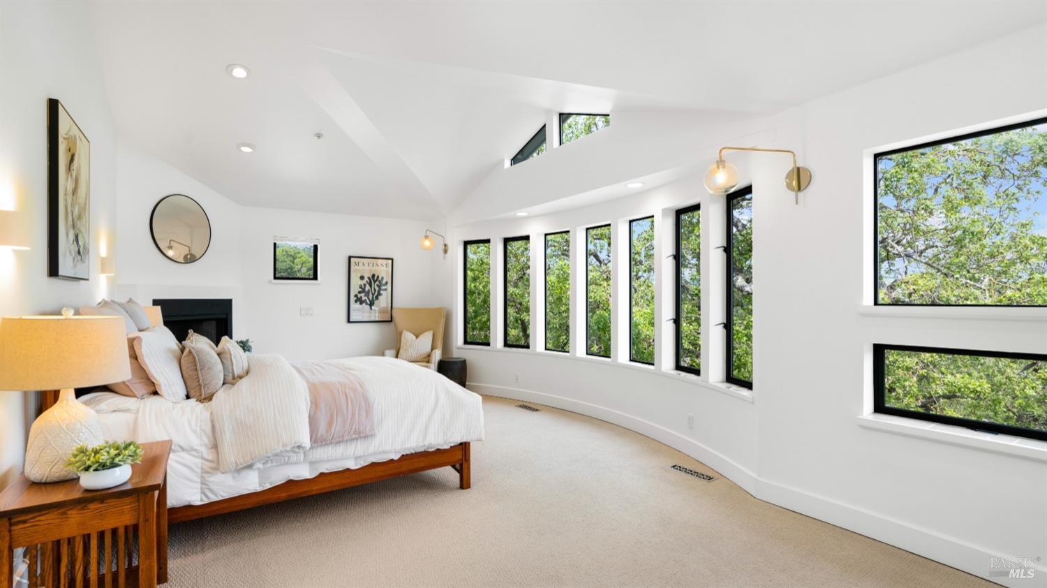 Detail Gallery Image 33 of 75 For 55 Wildwood Ln, Novato,  CA 94947 - 4 Beds | 4/1 Baths