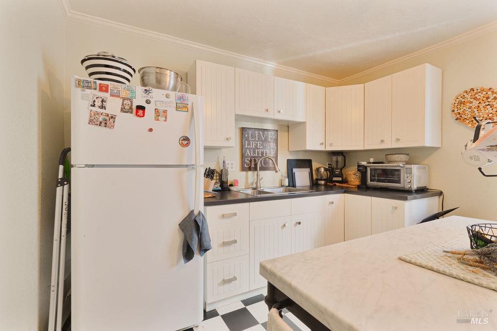 Detail Gallery Image 28 of 42 For 141 E F St, Benicia,  CA 94510 - 2 Beds | 3 Baths
