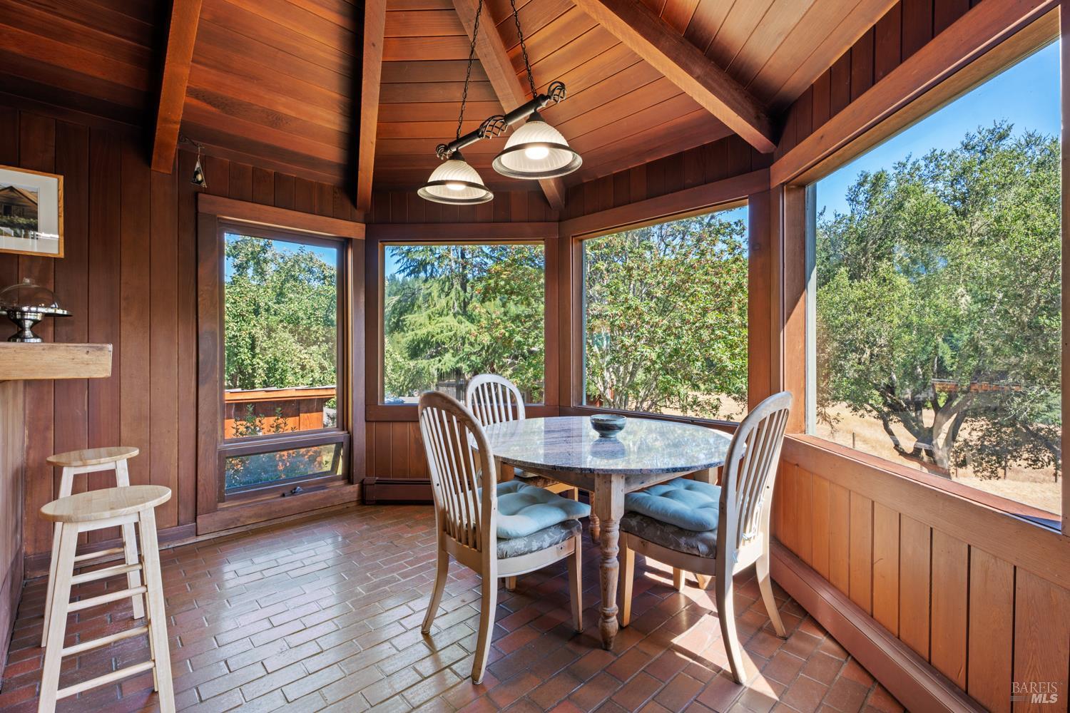 Detail Gallery Image 16 of 50 For 21200 Orr Springs Rd, Ukiah,  CA 95480 - – Beds | – Baths