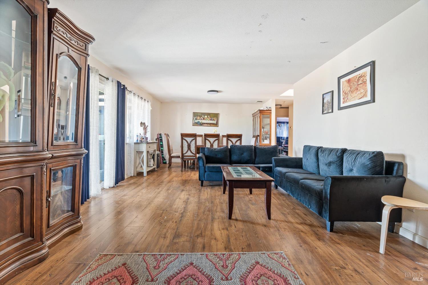 Detail Gallery Image 24 of 51 For 3980 Stony Point Rd, Santa Rosa,  CA 95407 - 3 Beds | 2 Baths