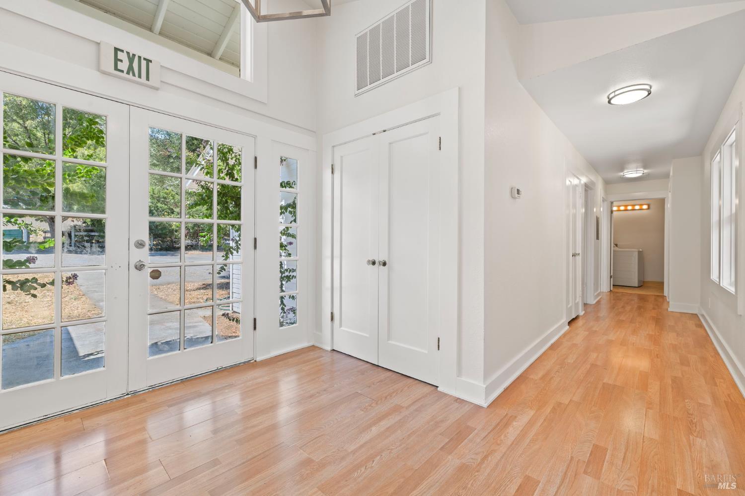 Detail Gallery Image 16 of 67 For 12900 S Highway 101 Hwy, Hopland,  CA 95449 - – Beds | – Baths